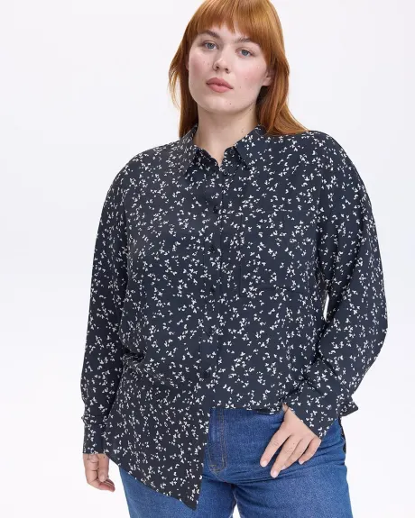 Blouse boutonnée à manches longues avec poche à la poitrine