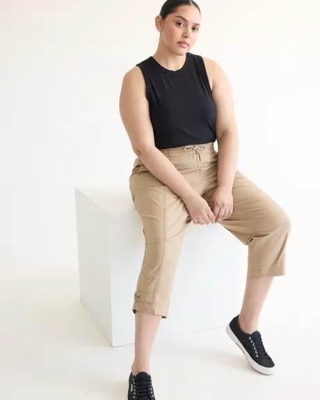 Pantalon capri à taille haute et jambe droite en popeline