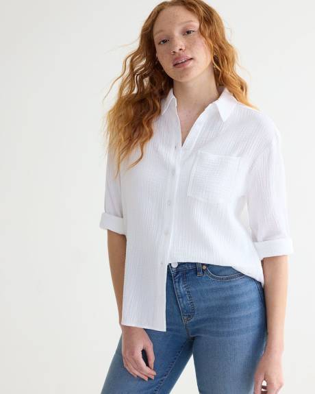 Long-Sleeve Buttoned-Down Blouse