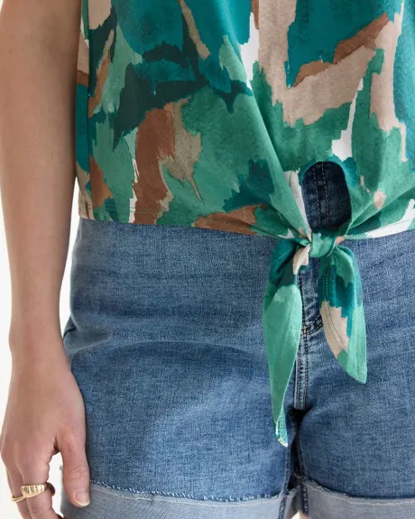 Extended-Sleeve Tee with Tie at Waist