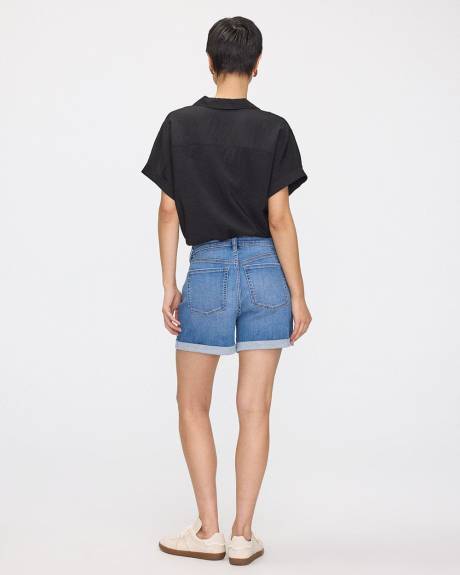 Short en jean à taille mi-haute à ourlet roulé