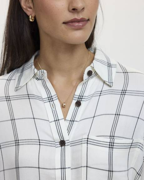 Long-Sleeve Plaid Blouse with Chest Pocket