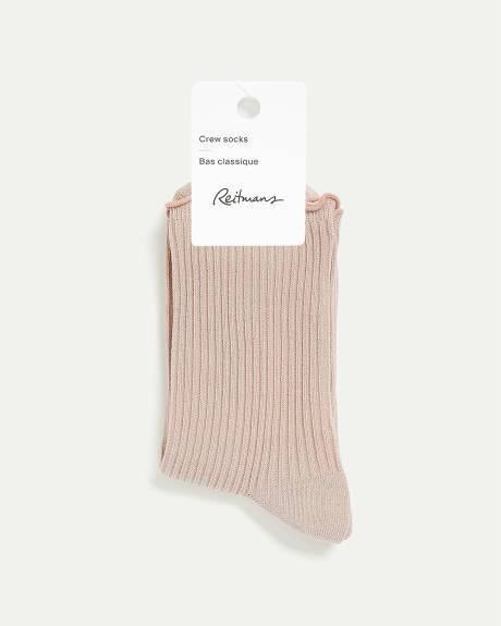 Textured-Knit Crew Socks with Ruffled Hems