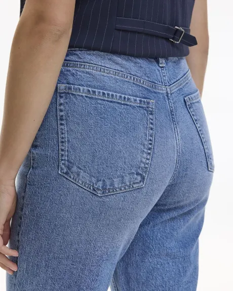 Jean à jambe fuselée et taille haute - Le Mom Jeans