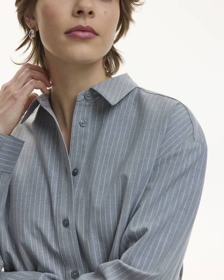 Long-Sleeve Buttoned-Down Blouse with Shirt Collar