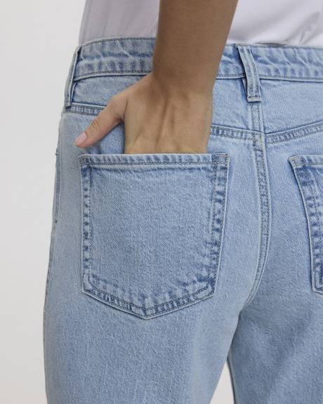 Straight-Leg Mid-Rise Jean - The Classic - Tall