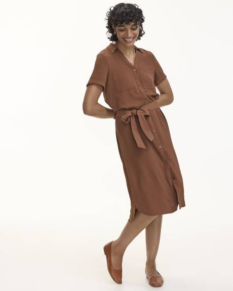 Short-Sleeve Buttoned-Down Shift Dress