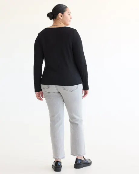 Long-Sleeve Ribbed Henley Tee