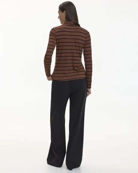 Long-Sleeve Turtleneck Tee - R Essentials