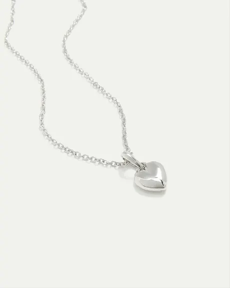 Short Necklace with Heart Pendant