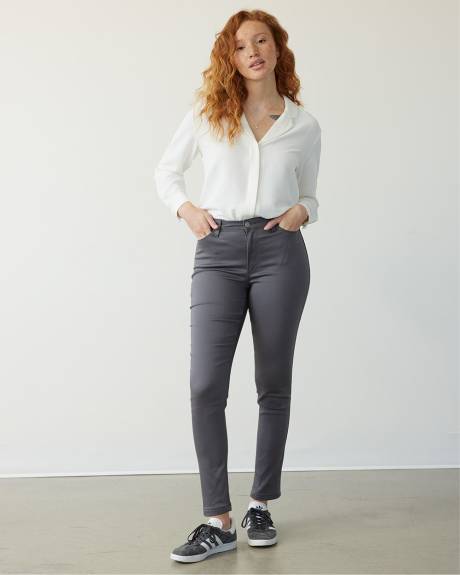 Skinny-Leg High-Rise Jean - The Signature (R)