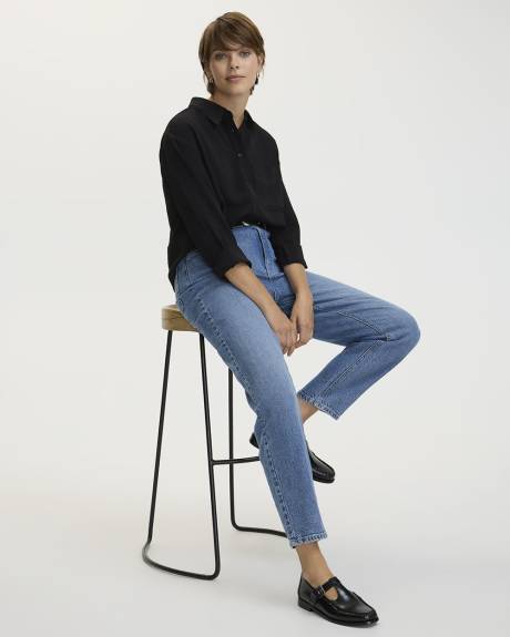 Long-Sleeve Buttoned-Down Blouse with Chest Pocket