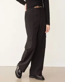 Straight-Leg High-Rise Cargo Pant - Curvy Fit - The Timeless