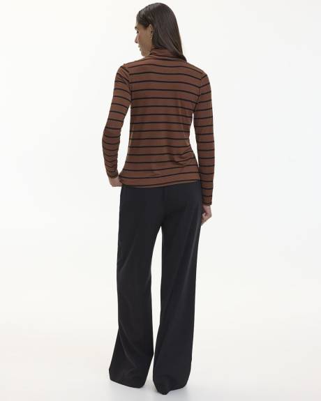 Long-Sleeve Turtleneck Tee - R Essentials