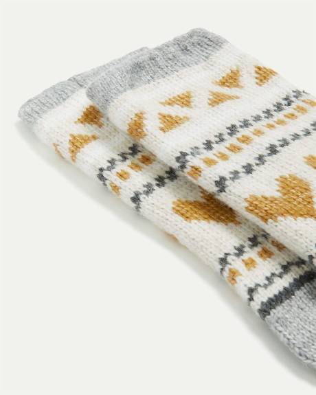 Winter Socks with Fair Isle Pattern