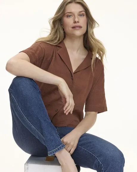 Short-Sleeve Buttoned-Down Blouse