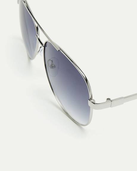 Classic Aviator Sunglasses