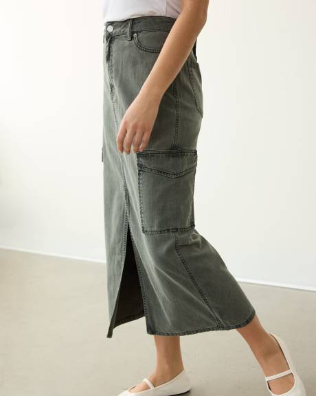 Maxi Skirt with Cargo Pockets