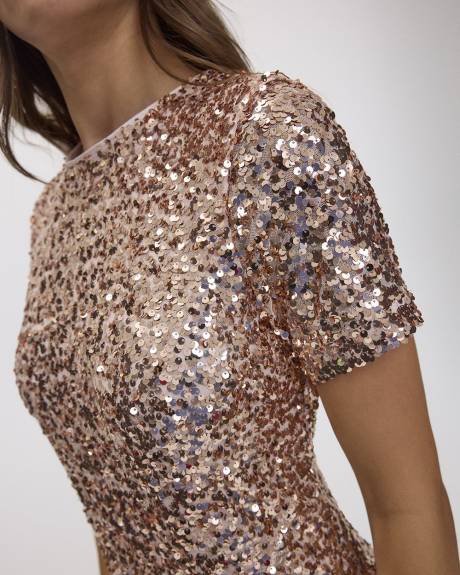 Short-Sleeve Crew-Neck Sequins Shift Dress