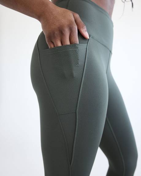 Pulse Capri Legging with Pockets - Hyba