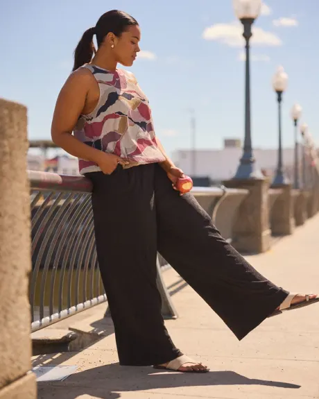 Sleeveless Crew-Neck Textured Top