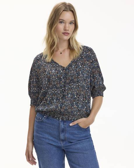 Blouse with V Neckline