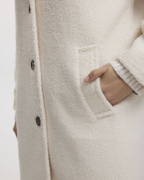 Manteau en sherpa à boutonnage