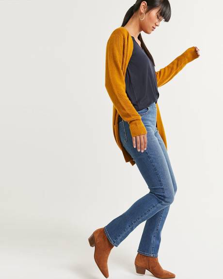 Medium Wash Mid Rise Straight Leg Jeans - The Comfort