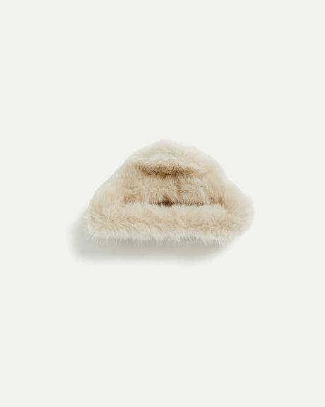 Medium Faux Fur Hair Clip