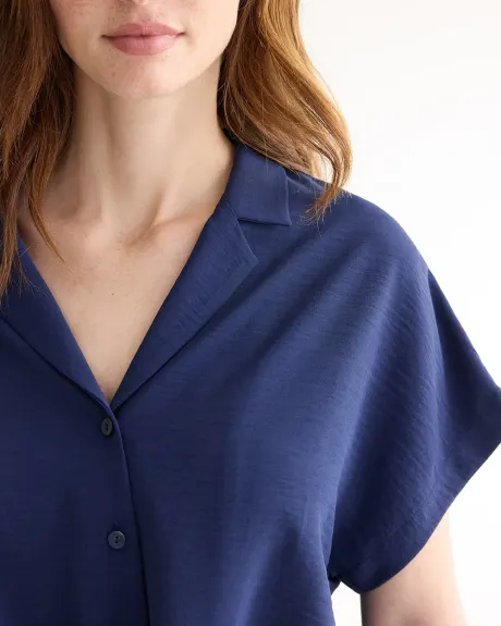 Blouse boutonnée à manches courtes à nouer à la taille