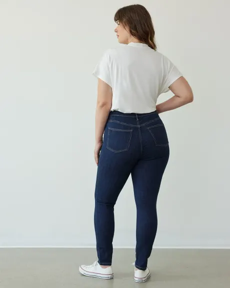 Skinny-Leg High-Rise Jean - The Signature (R)