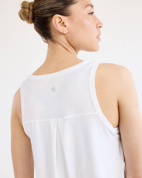 Sleeveless Scoop-Neck Top, Dry Lux Hyba Essentials