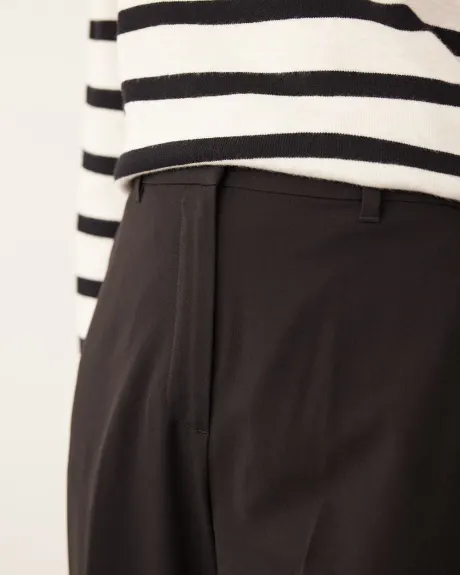 Straight-Leg High-Rise Pant - The Timeless