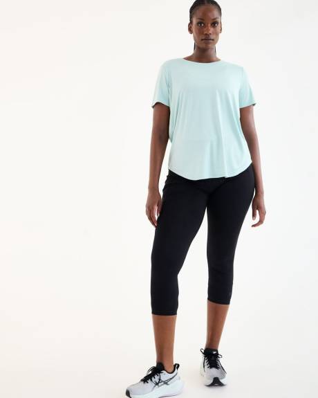 High-Rise Pulse Capri Legging with Pockets, Hyba