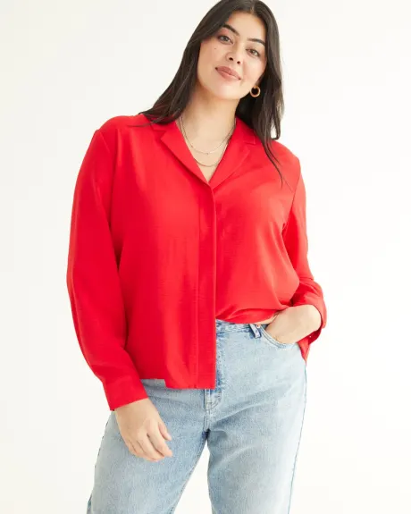 Long-Sleeve Buttoned-Down Blouse