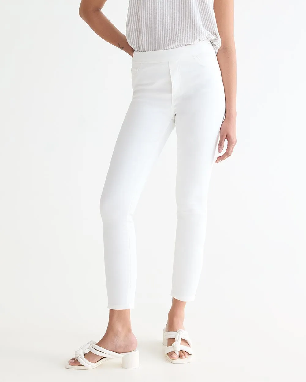 Cropped Legging Pant - R Essentials