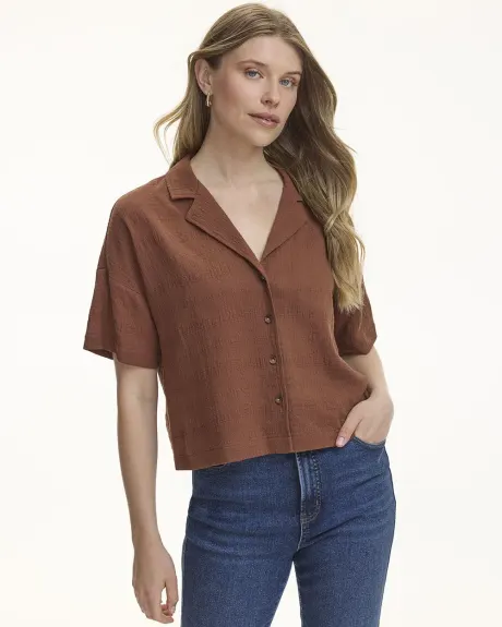 Blouse boutonnée à manches courtes