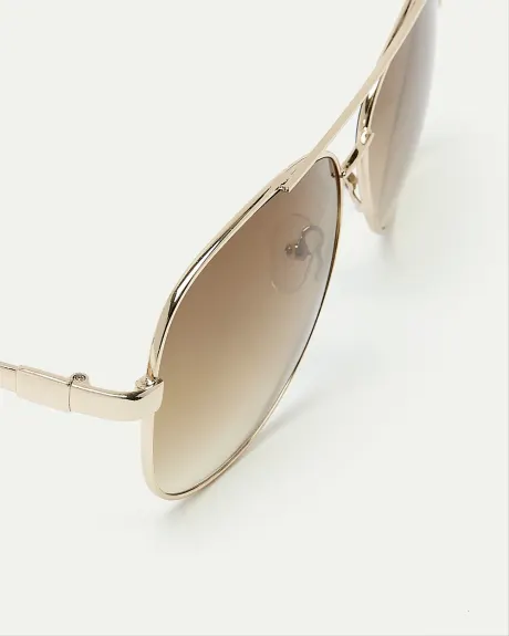 Classic Aviator Sunglasses