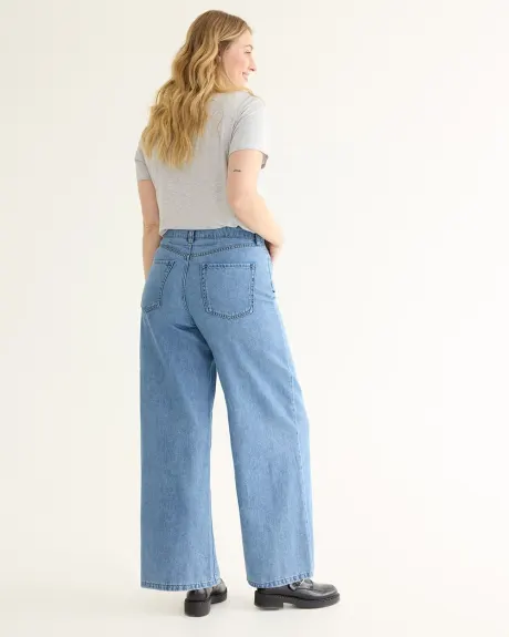 Wide-Leg High-Rise Jean