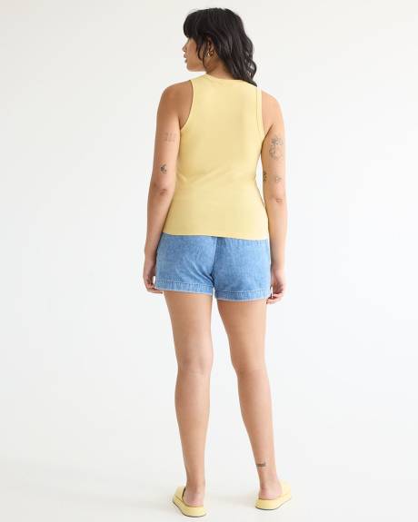 Ribbed Tank wih Crew Neckline