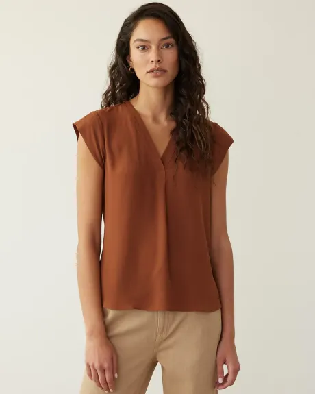 Cap-Sleeve Blouse with V Neckline, R Essentials