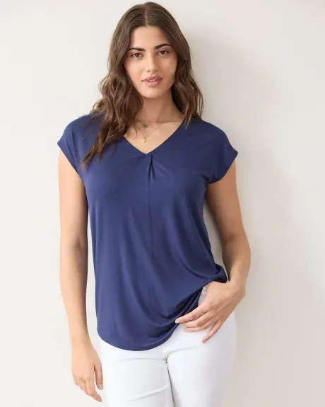 Extended-Sleeve V-Neck Tunic