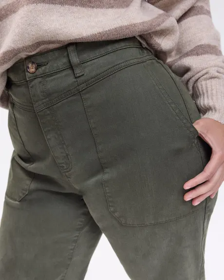 Pantalon à taille haute et jambe fuselée avec grandes poches - Long