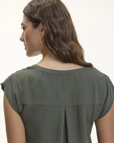 Blouse à manches très courtes et encolure fendue - R Essentials