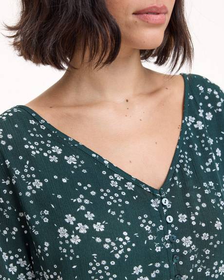 3/4-Sleeve Blouse with V Neckline