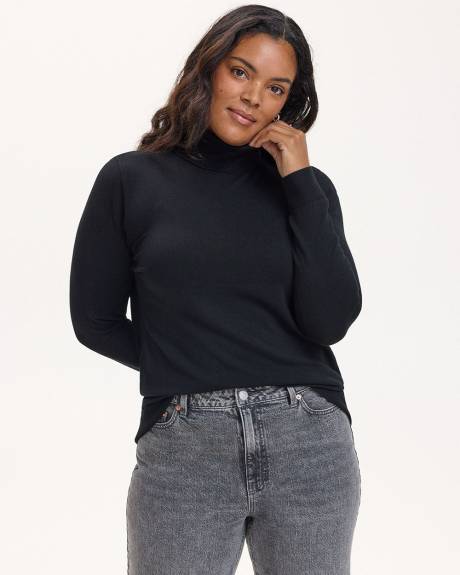 Long-Sleeve Turtleneck Tee - R Essentials