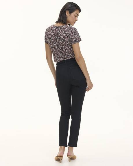 Skinny-Leg High-Rise Jean - The Signature (R)