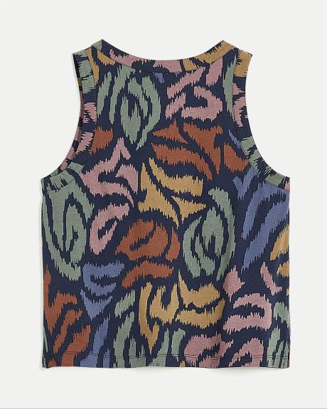 Tank wih Scoop Neckline