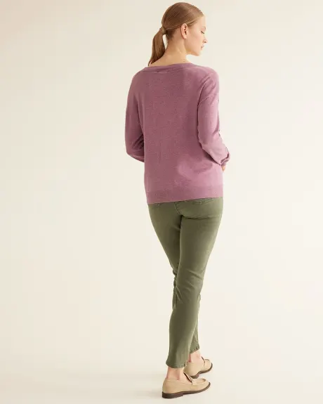 Long-Sleeve V-Neck Cardigan, R Essentials