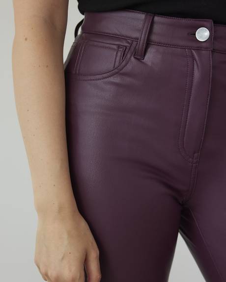 Pantalon taille haute à jambe droite en faux cuir